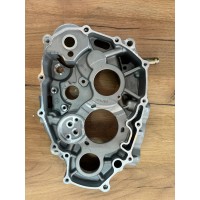 Картер двигателя правый YBS 300 LX176MN