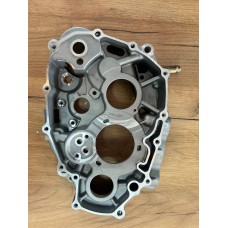 Картер двигателя правый YBS 300 LX176MN